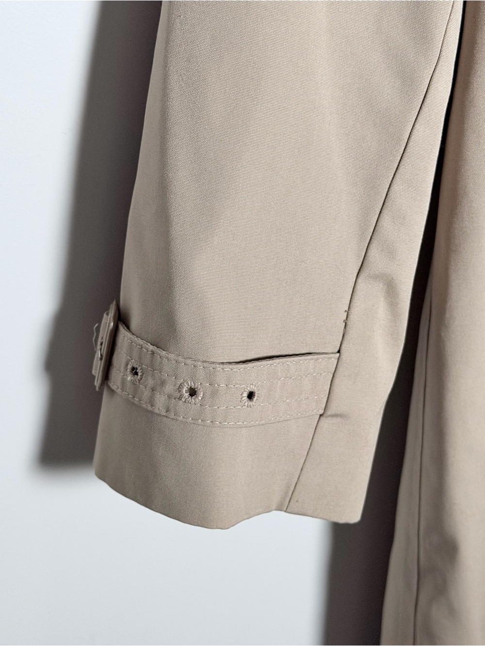 Misty Harbor Beige Double-Breasted Trench Coat Medium - Picture 2 of 13